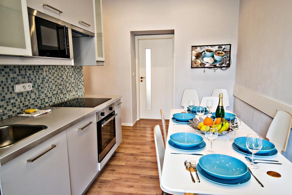 Business Class Ruterra Suite Prague Exterior photo